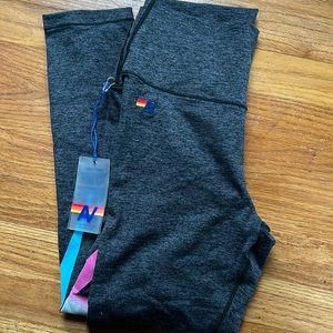 Aviator Nation cropped legging